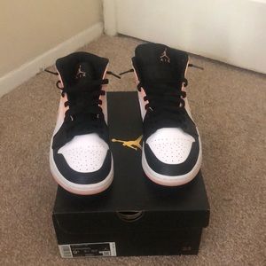 Air Jordan 1 mid white/arctic orang=black